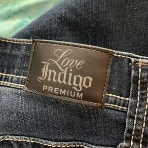 Love Ingdo jeans- never been worn